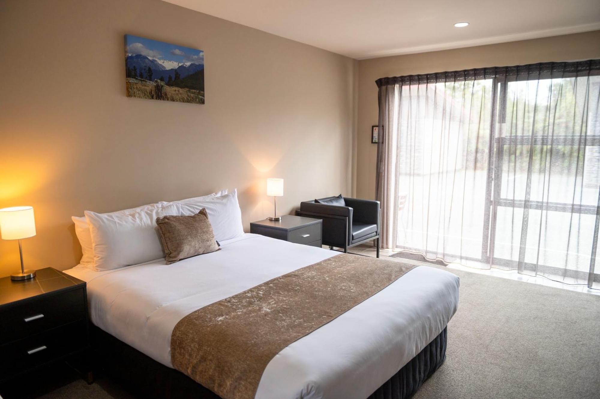 58 On Cron Motel Franz Josef Ngoại thất bức ảnh